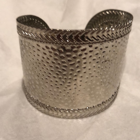 Bangle - Picture 4 of 4